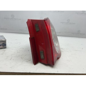 STOP FANALE POSTERIORE DESTRO VOLKSWAGEN Passat Berlina 5° Serie  (10 15)