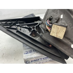 SPECCHIETTO RETROVISORE DESTRO BLU SCURO  AUDI A6 Berlina Serie C5 (4B2) e1010596 (97   04)