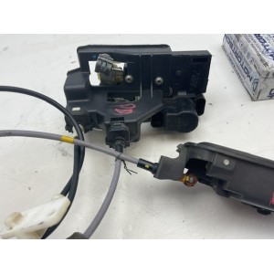 SERRATURA POSTERIORE DESTRA CHEVROLET Captiva 1° Serie a046818 (06)