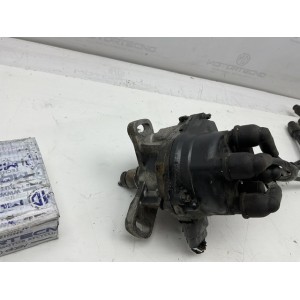 Spinterogeno completo di cavi Distributore di Accensione per Nissan Micra K11 1992 - 2003 22100-99B03