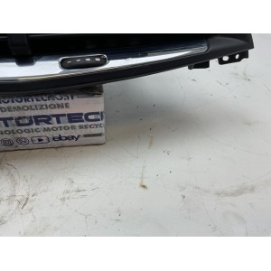 BOCCHETTE ARIA CENTRALE LANCIA Delta 3° Serie 61103100 (08 11)