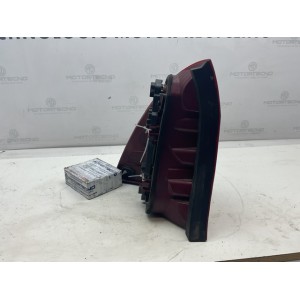 STOP FANALE POSTERIORE DESTRO MERCEDES Classe C S. Wagon W203 08-440-1929R-R (01 04)