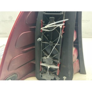 STOP FANALE POSTERIORE DESTRO MERCEDES Classe C S. Wagon W203 08-440-1929R-R (01 04)