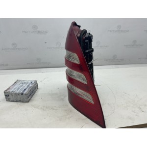 STOP FANALE POSTERIORE DESTRO MERCEDES Classe C S. Wagon W203 08-440-1929R-R (01 04)