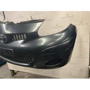 PARAURTI ANTERIORE COMPLETO TOYOTA Aygo 2° Serie grigio antracite (08 14)