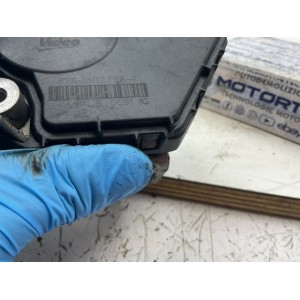 CORPO FARFALLATO RENAULT Clio Serie 8200302798-F diesel 1500 (08 15)