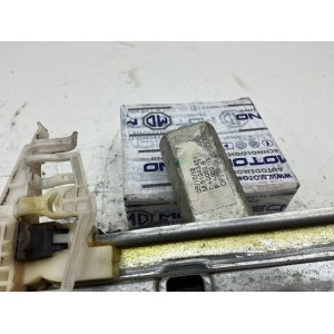 CREMAGLIERA MECCANISMO ALZAVETRO POSTERIORE SINISTRO LANCIA Delta 3° Serie 51943451 (08 11)