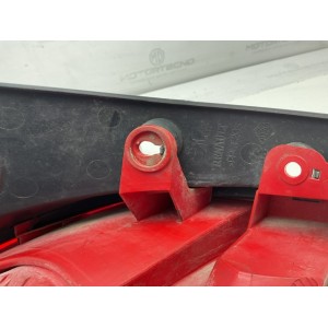STOP FANALE POSTERIORE DESTRO RENAULT Clio Serie Restyling 20230999 (01 10)