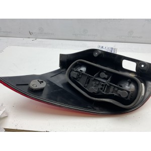 STOP FANALE POSTERIORE DESTRO RENAULT Laguna Berlina 3° Serie 8200002472 (01 05)