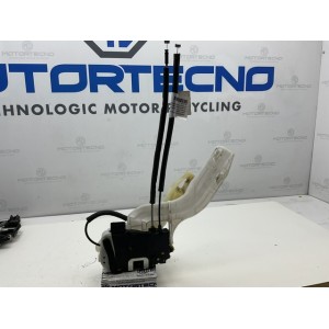 Serratura anteriore destra Hyundai IX 35 prima serie anno 2013, 1700 c.c.