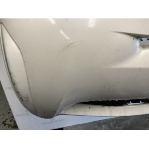 Paraurti anteriore bianco Toyota IQ