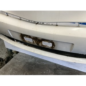 Paraurti anteriore bianco Toyota IQ