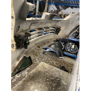 PARAURTI ANTERIORE COMPLETO NISSAN Micra 4° Serie BIANCO  (03 05)