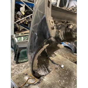 PARAURTI POSTERIORE COMPLETO FIAT Bravo 2° Serie nero con sensori di parcheggio e fanalini (07 10)