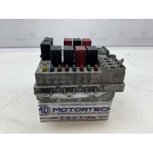 46558760 CENTRALINA FUSIBILIERA SCATOLA FUSIBILI RELÈ ALFA ROMEO 147 1.9 D 85KW