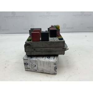 SCATOLA PORTA FUSIBILI FIAT Stilo Berlina 3P 46796538 192A3000 diesel 1910 (01 10)