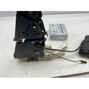 SERRATURA ANTERIORE DESTRA MERCEDES Classe A W169 3° Serie 169 720 28 35 018 (04 08)