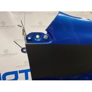 Parafango anteriore destro Chevrolet Aveo blu con striscia nera