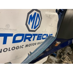 Parafango anteriore destro Chevrolet Aveo blu con striscia nera