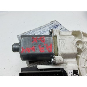 MOTORINO ALZAVETRO ANTERIORE DESTRA AUDI A3 Serie (8P1) E 840 311 202 (05 08)