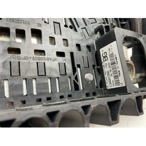 CENTRALINA PORTA FUSIBILI SULLA BATTERIA OPEL Corsa E 3° Serie 13491092 B14XER Benzina 1400 (15)