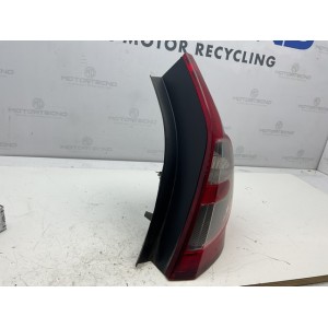 STOP FANALE POSTERIORE DESTRO DACIA Sandero 1° Serie 62421002 (08 12)