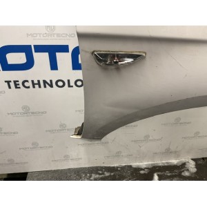 PARAFANGO ANTERIORE DESTRO HYUNDAI I 20 1° SERIE ANNO: 2013 BIANCO