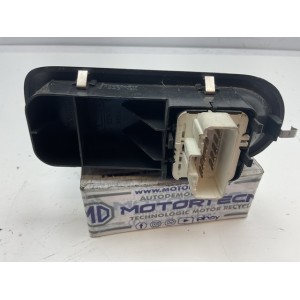 PULSANTIERA ANTERIORE SINISTRA RENAULT Clio Serie 8200356519 (08 15)