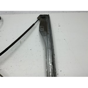 CREMAGLIERA ALZACRISTALLO ELETTRICO ANTERIORE DESTRO RENAULT Clio Serie 8200291147 (04 08)