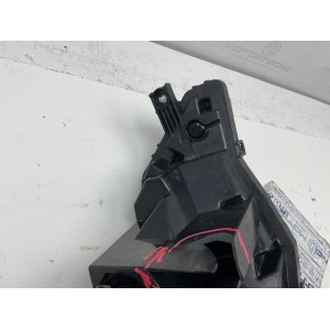 FARO ANTERIORE SINISTRO CON FRECCIA DINAMICA AIXAM GTI COUPE Riferimento  M800CR103 ORIG  Marca  Aixam