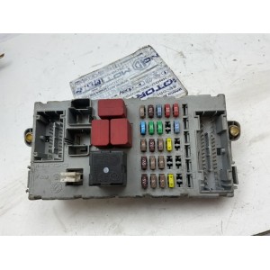 51786802 CENTRALINA SCATOLA FUSIBILI LANCIA Y YPSILON 843 2006 2010