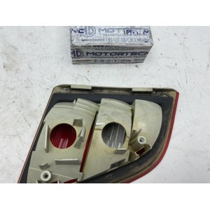 STOP POSTERIORE SINISTRO INTEGRATO NEL PORTELLO MERCEDES Classe B W245 1° Serie A1698201564 (05. 11)