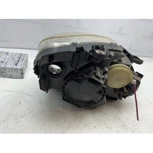 FARO ANTERIORE SINISTRO MERCEDES Classe B W245 1° Serie A1698201761 / 0301220201 (05 11)