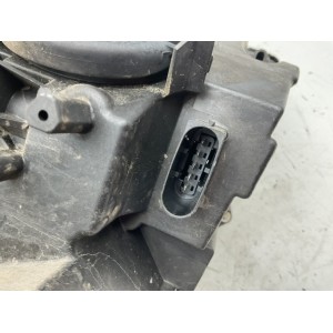 FARO ANTERIORE SINISTRO MERCEDES Classe B W245 1° Serie A1698201761 / 0301220201 (05 11)