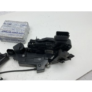 SERRATURA POSTERIORE DESTRA FORD Kuga Serie (CBV) 8V4A-S26412-GA (08 13)