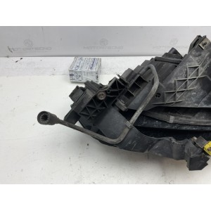 Faro fanale proiettore anteriore destro AUDI A4, 2011-2015