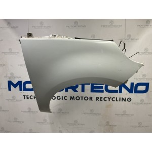 PARAFANGO ANTERIORE DESTRO RENAULT SCENIC 3 2010 BIANCO