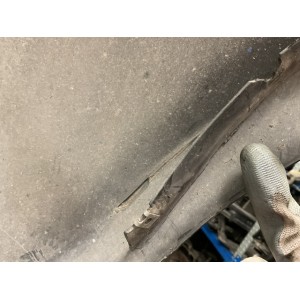 PARAURTI POSTERIORE COMPLETO DI SENSORI E FANALI ALFA ROMEO Mito Serie (955_)  (08) VIOLA SCURO