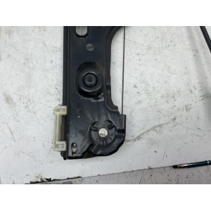 CREMAGLIERA MOTORINO ALZAVETRO ANTERIORE DESTRA BMW Serie 1 Serie (E87) 6 927 028 (04 07)