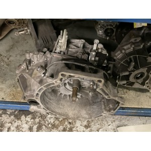 CAMBIO MANUALE 6 MARCE MAZDA 6 2.0 DIESEL  MOTORINO AVANTI    ANNO DI COSTRUZIONE : 2005