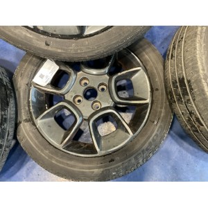 Cerchi completi di gomme Suzuki Ignis serie MF 2017 175 60 R 16