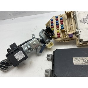 KIT CHIAVE SUZUKI Splash 1° Serie 33920-51K03 (08)