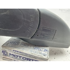 SPECCHIETTO RETROVISORE SINISTRO MANUALE HYUNDAI i20 1° Serie E4022889 (08 14) NERO