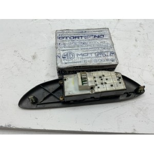 PULSANTIERA ANTERIORE SINISTRA TOYOTA Yaris Serie ALZACRISTALLI (99 03)