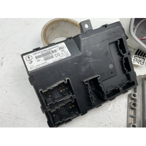 KIT  CENTRALINA MOTORE ECU  8V2112A650PE 0281014989 Ford Fiesta 1.6 TDCI HJDD