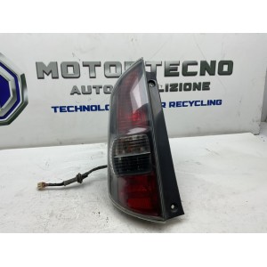 STOP FANALE POSTERIORE SINISTRO DAIHATSU Sirion 2° Serie 220-51763 (05)