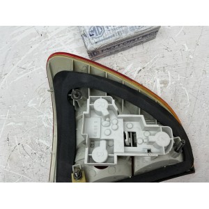 STOP FANALE POSTERIORE DESTRO BMW Serie 3 E46 Berlina (98 01)