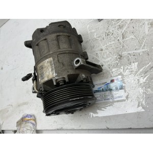 8200 454 172 E Compressore aria condizionata RENAULT ESPACE 4a Serie 2.0 dCi (110Kw)