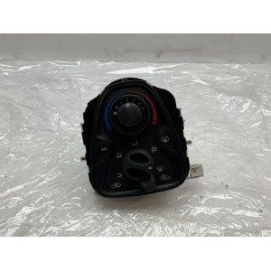 COMANDO CLIMA TOYOTA Aygo 2° Serie 55900-YV030 1KRFE (08 14)
