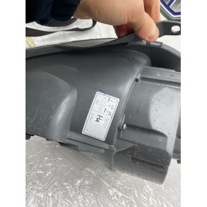 FARO ANTERIORE DESTRO FORD Fiesta 4º Serie  (02 05)